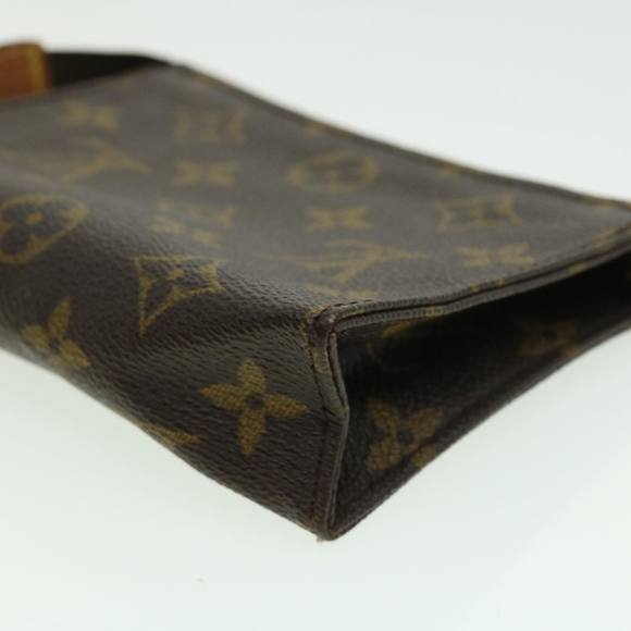 LOUIS VUITTON Poche Toilette Clutch Bag - Picture 6 of 9